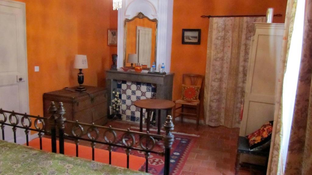 Maison D'Hotes La Boca Sommières Habitación foto